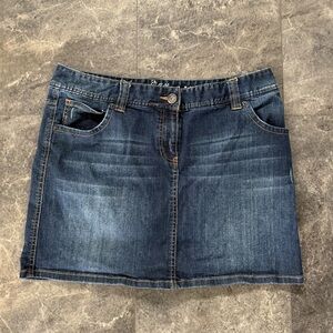 Tommy Hilfiger Denim Skirt Size 14